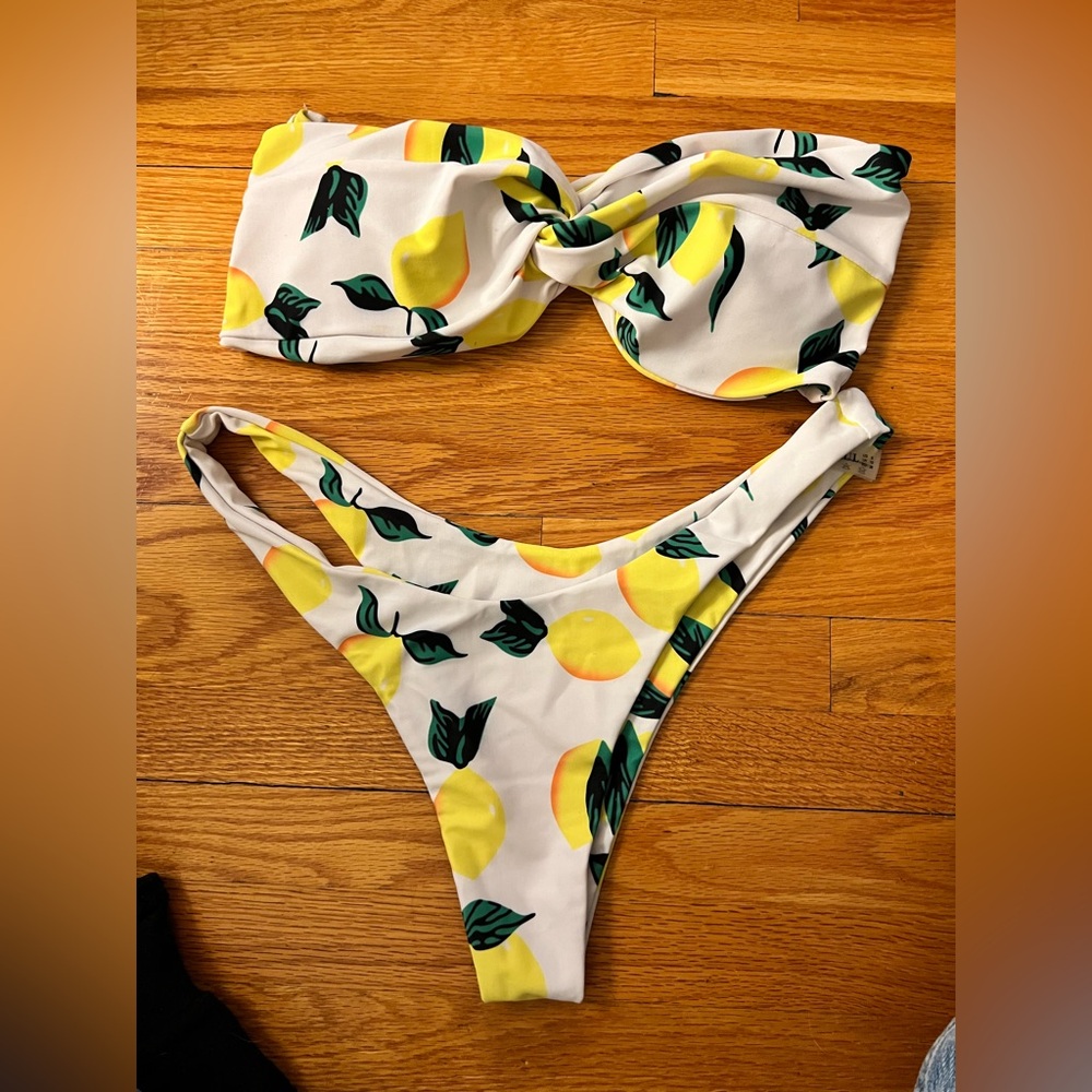 Zaful Lemon Print Bikini - White and Yellow